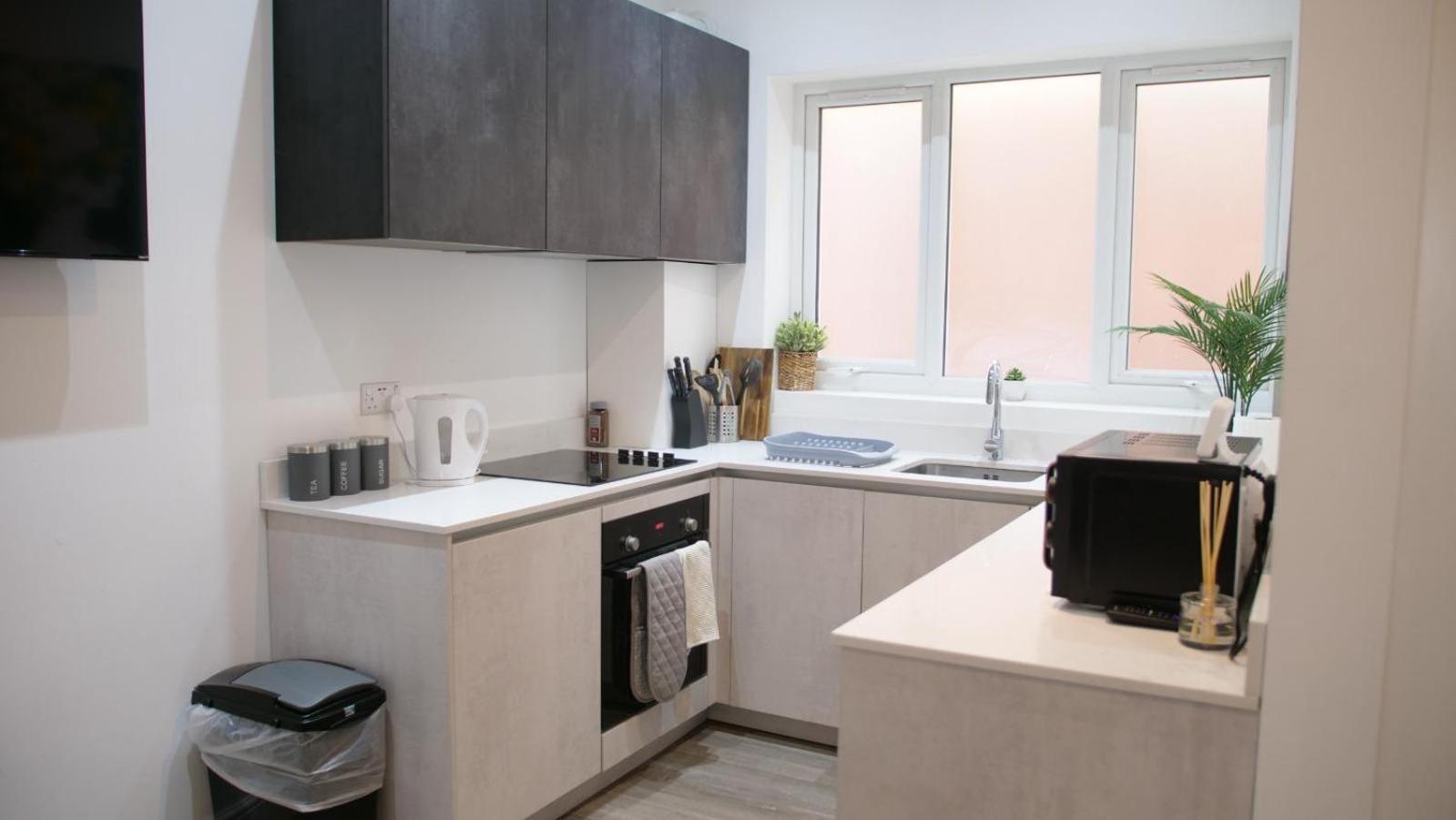 Appartamento West Hendon With Parking